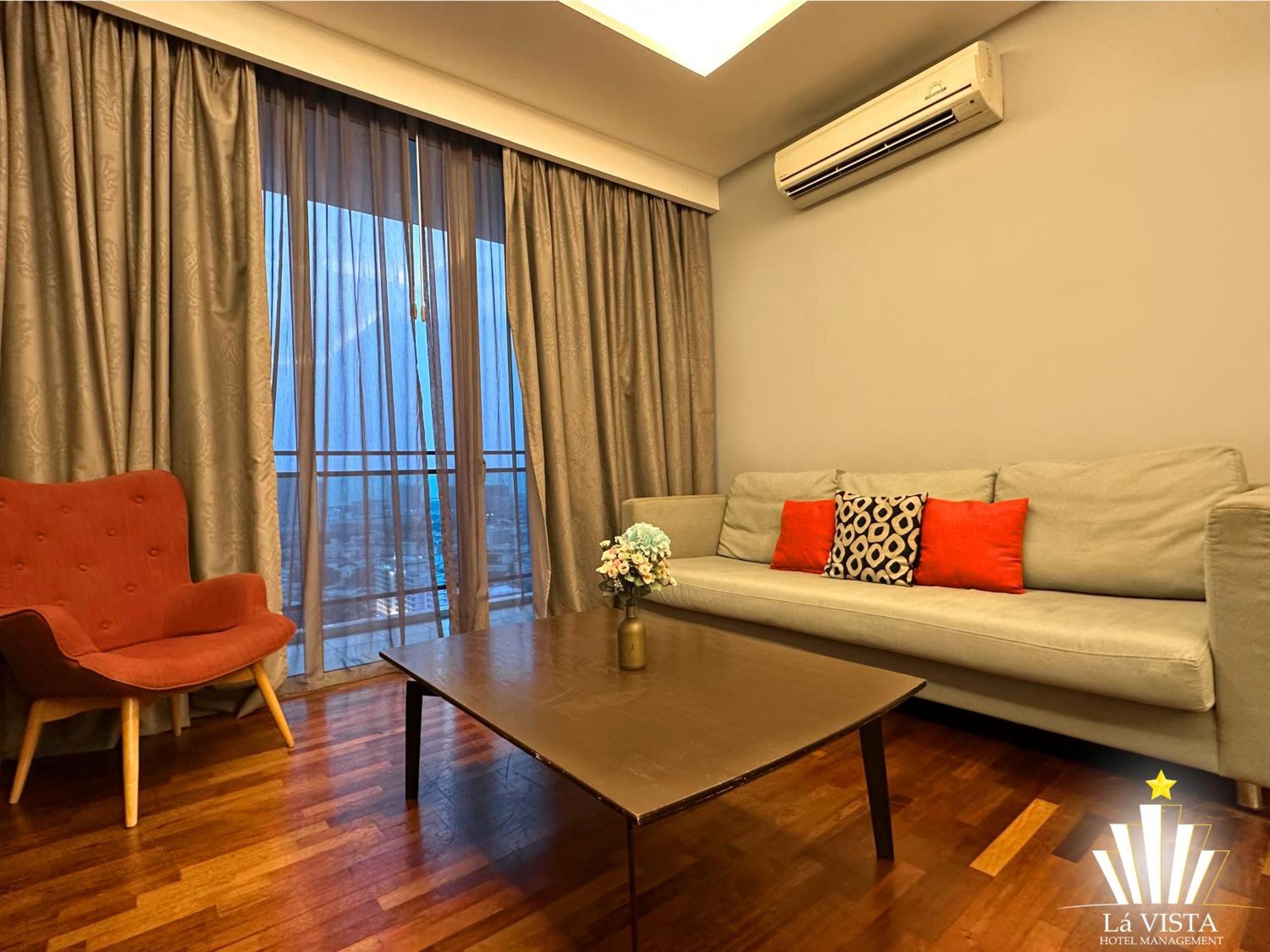The Shore Hotel & Residences By La Vista Malacca Exterior photo