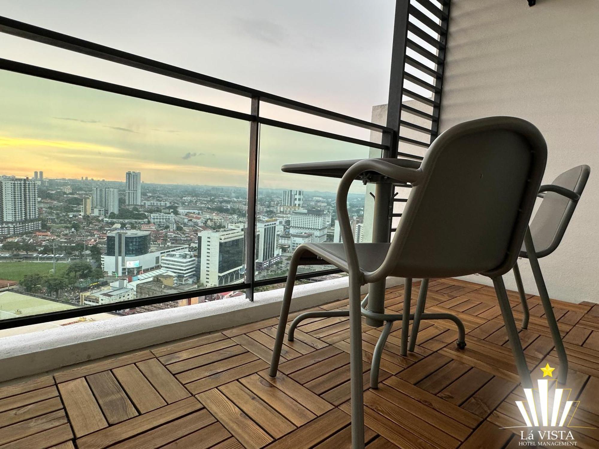 The Shore Hotel & Residences By La Vista Malacca Exterior photo